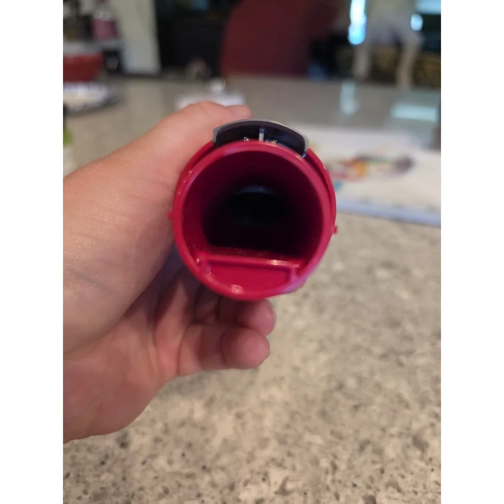 Dyson genuine v7